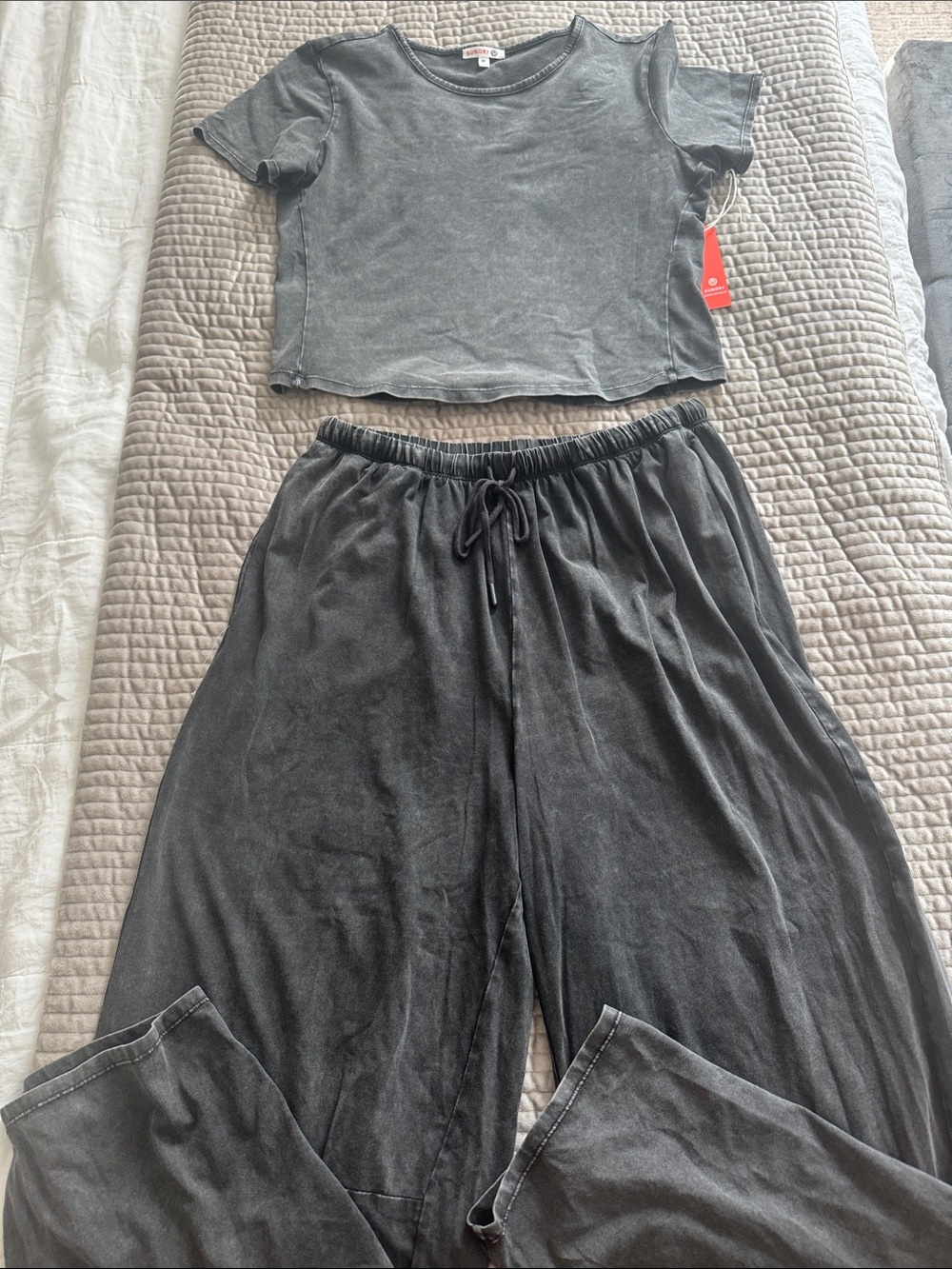 NWT Sundry grey  Mineral Wash Two Piece Matching Lounge Set Size Small